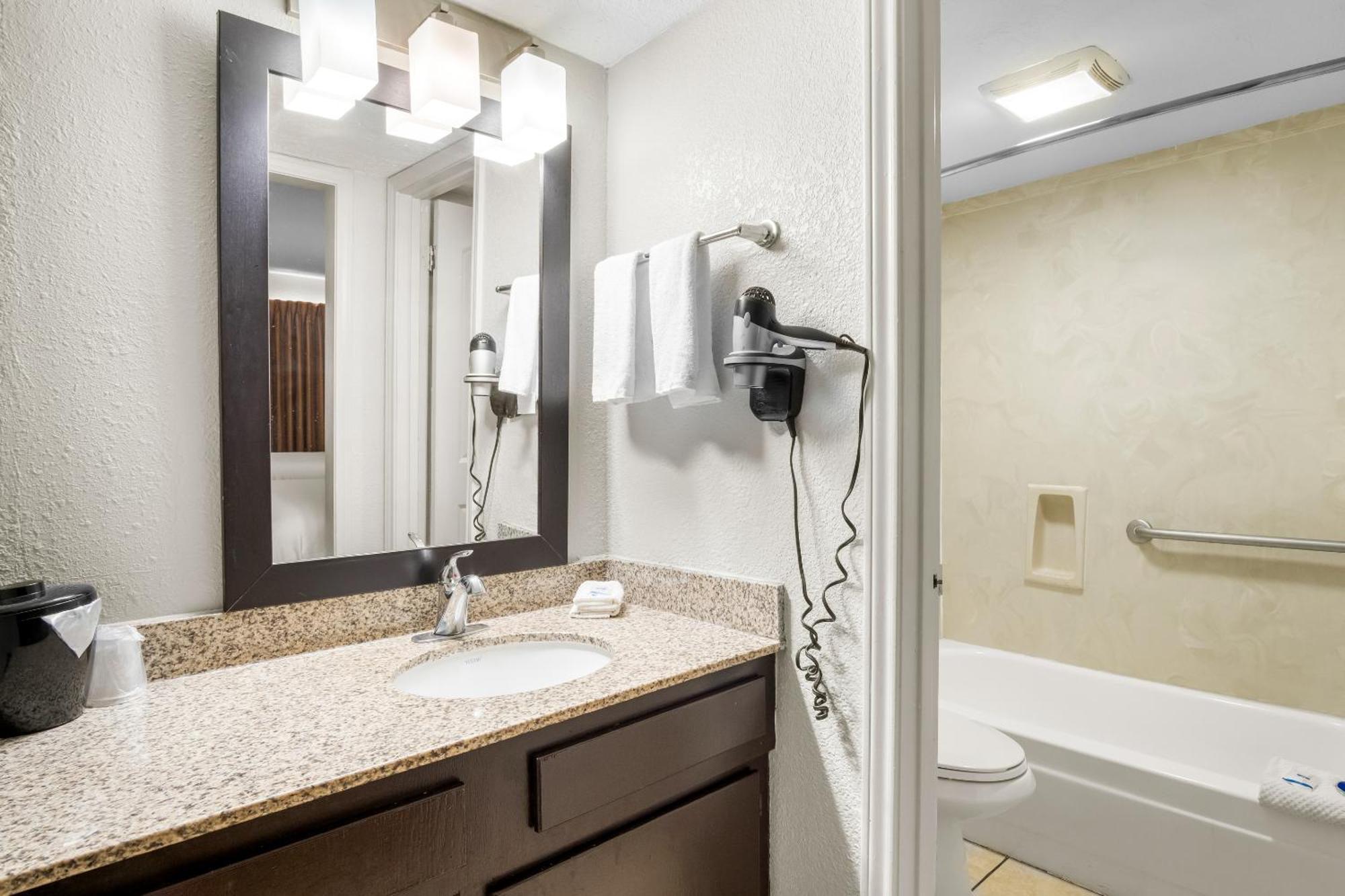 Rodeway Inn Waco Kültér fotó